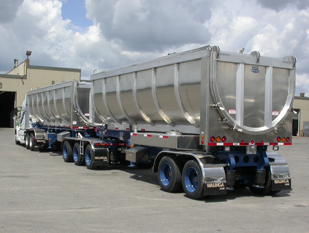 Bathtub Style Unit Blood Tanks image